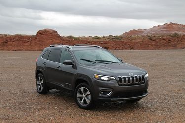 So finden Sie die günstigste KFZ-Versicherung für SUVs